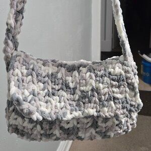 Handmade Crochet Shoulder Bag — White & Gray Blend 🖤🤍